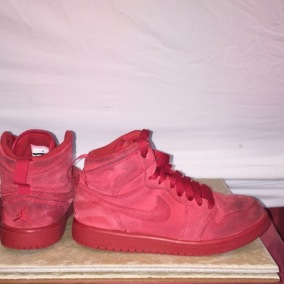 JORDAN RETRO 1 HIGH SNEAKER for kids size 13C Used - Picture 2 of 8